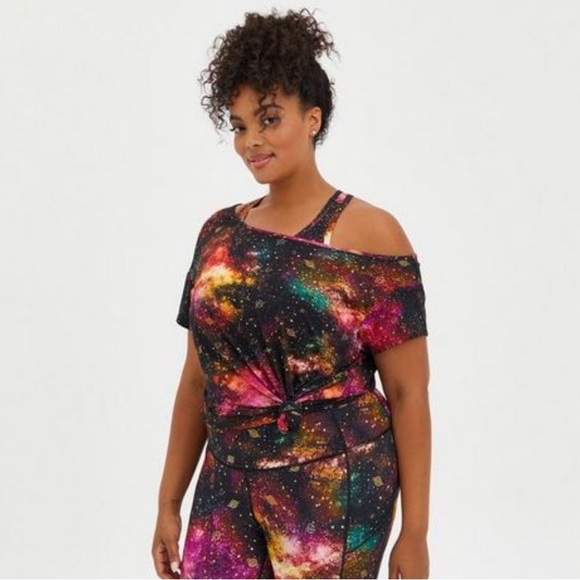 Torrid Performance Jersey Off-Shoulder Short Sleeve Active Tee - Picture 2 of 4